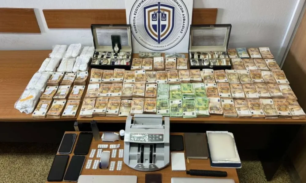 Κύκλωμα εκβιαστών: Επιχειρηματίας εξηγεί πώς τον εκβίαζαν -Τους είχε δώσει 120.000